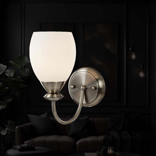 Regal Wall Light